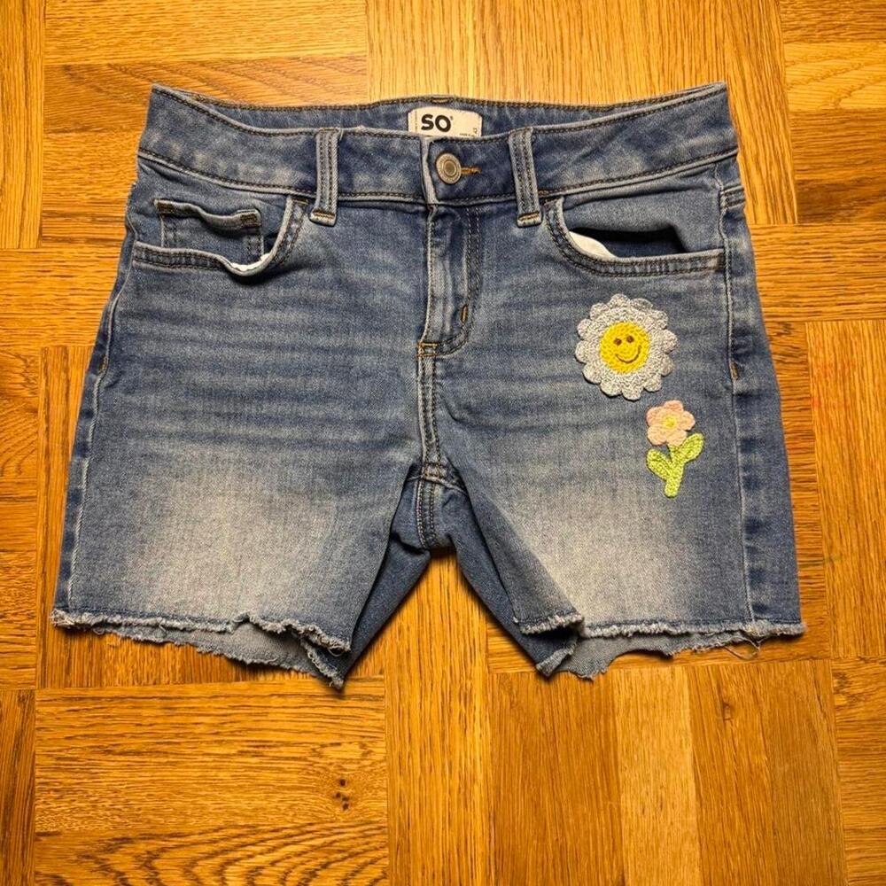 SO Girls Embroidered Flower Denim Bermuda Shorts Size 12